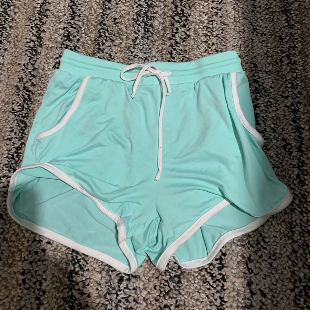 No Boundaries shorts